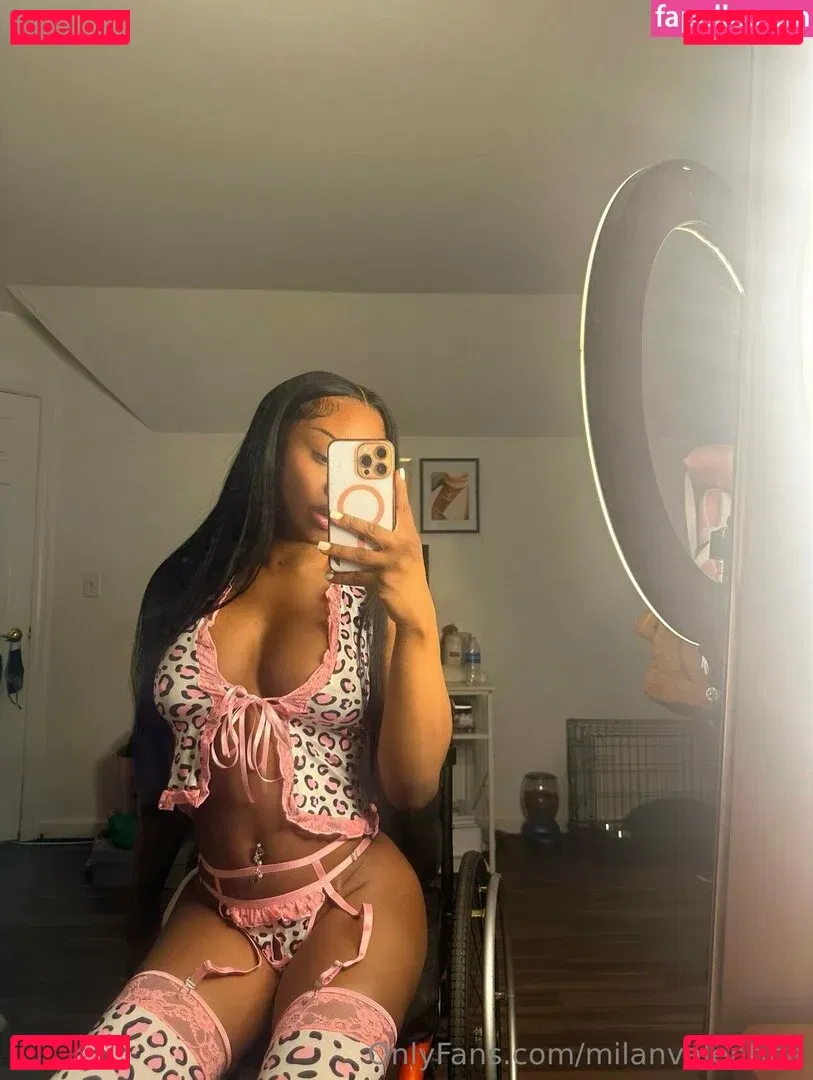 milanvalentine Onlyfans Photo Gallery 