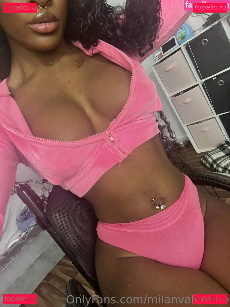 milanvalentine Onlyfans Photo Gallery 