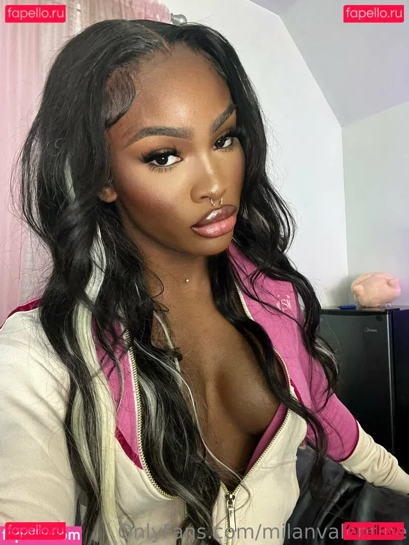 milanvalentine Onlyfans Photo Gallery 