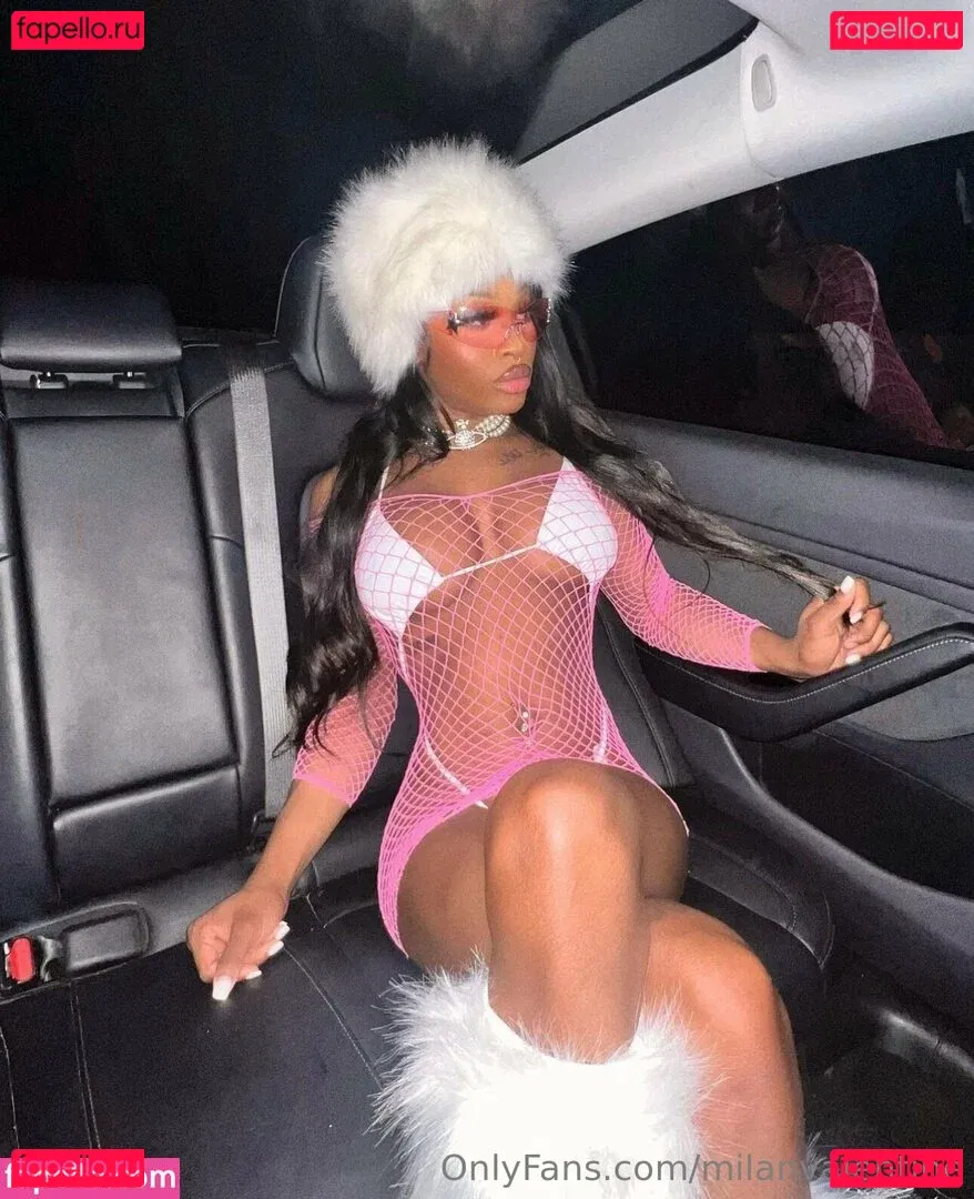 milanvalentine Onlyfans Photo Gallery 