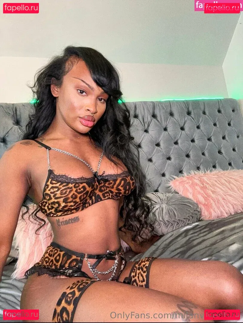 milanvalentine Onlyfans Photo Gallery 