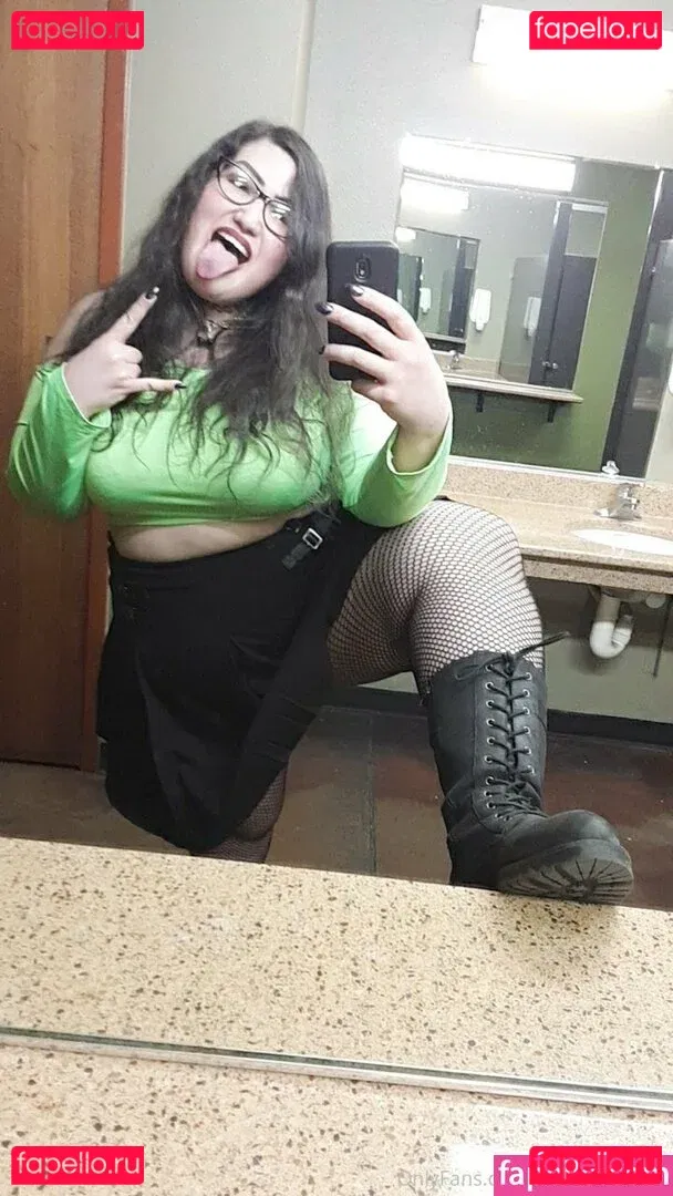 spacevvitch666 Onlyfans Photo Gallery 