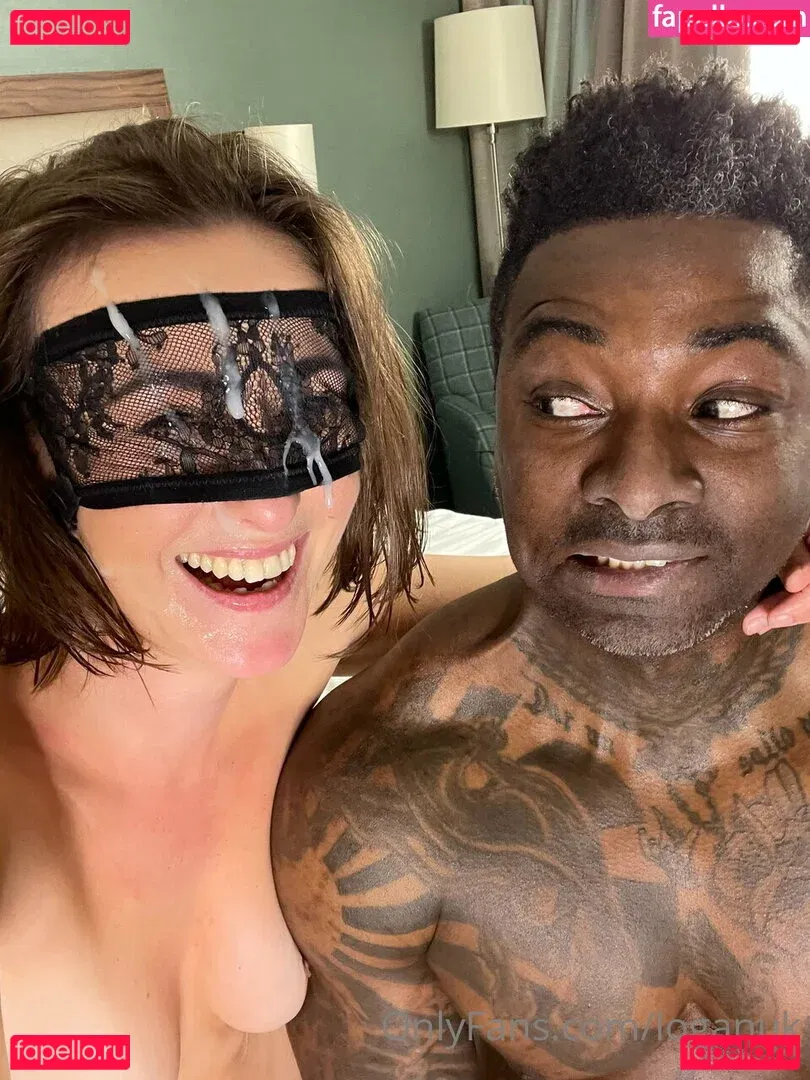 loganuk Onlyfans Photo Gallery 