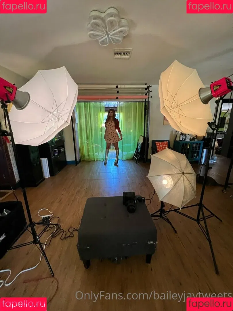 baileyjaytweets Onlyfans Photo Gallery 