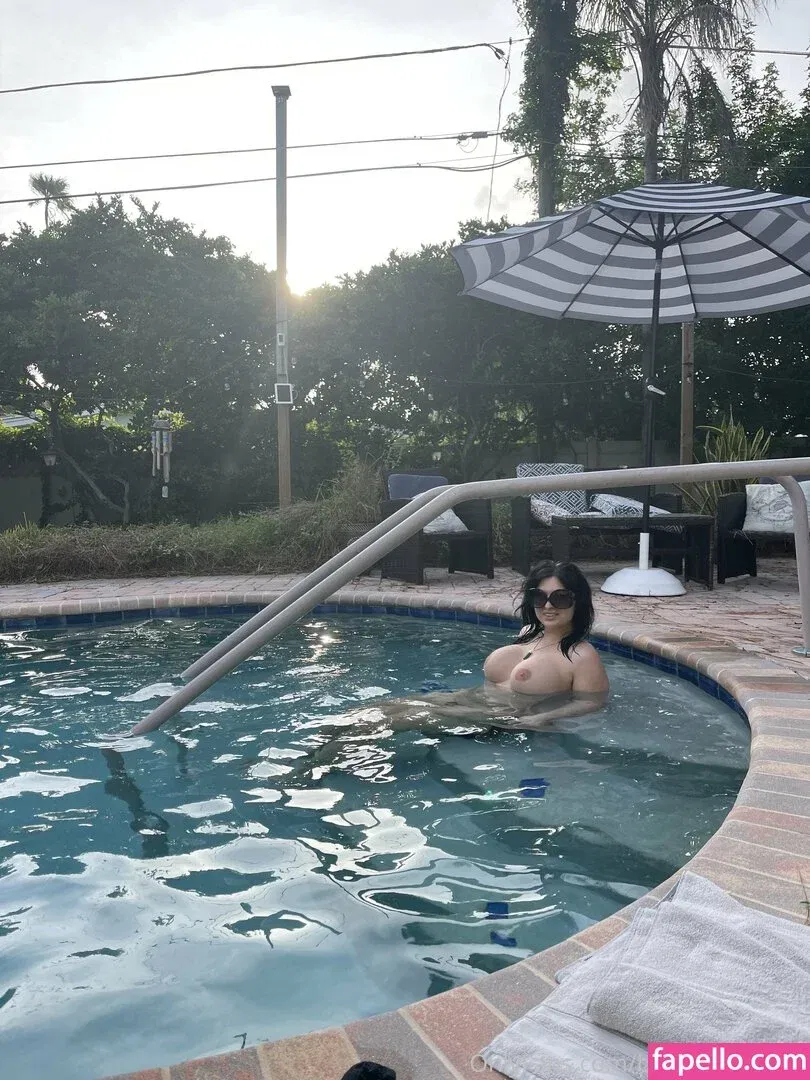 baileyjaytweets Onlyfans Photo Gallery 