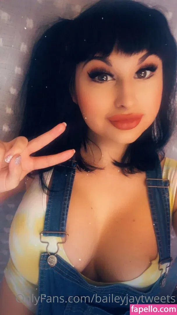 baileyjaytweets Onlyfans Photo Gallery 