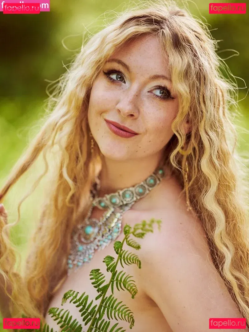 Amber Farndon Onlyfans Photo Gallery 