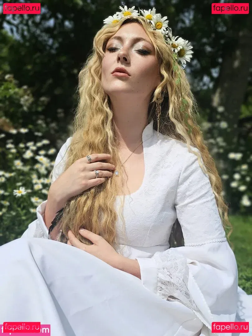 Amber Farndon Onlyfans Photo Gallery 