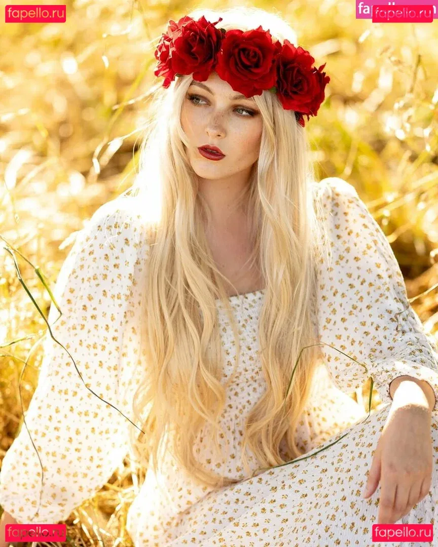 Amber Farndon Onlyfans Photo Gallery 