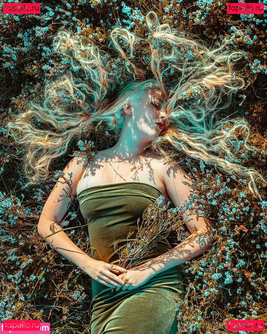 Amber Farndon Onlyfans Photo Gallery 