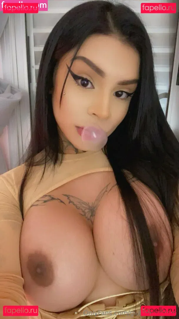 giuliaalvesfree Onlyfans Photo Gallery 