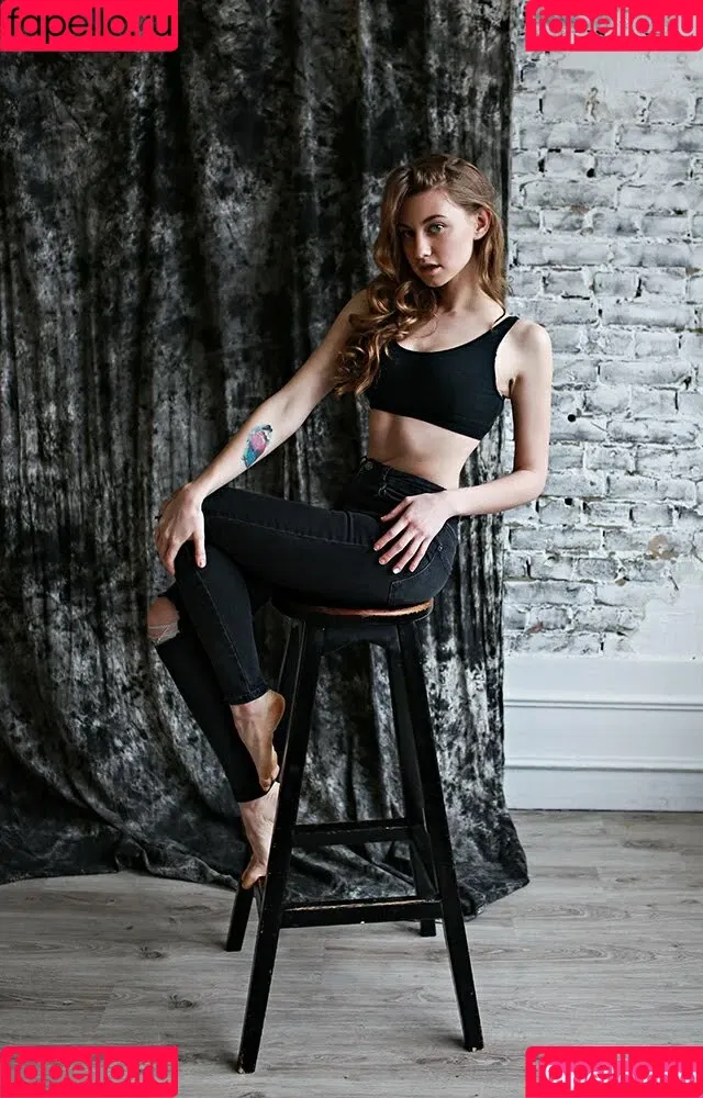 Umbird Onlyfans Photo Gallery 