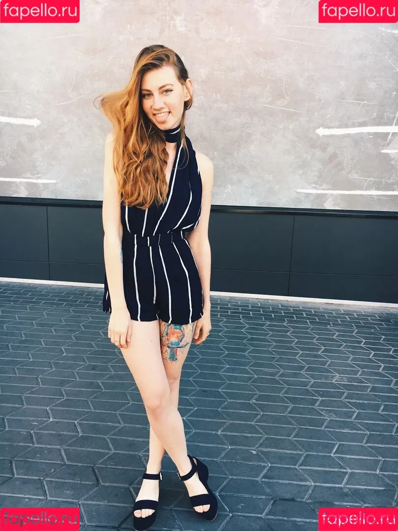 Umbird Onlyfans Photo Gallery 