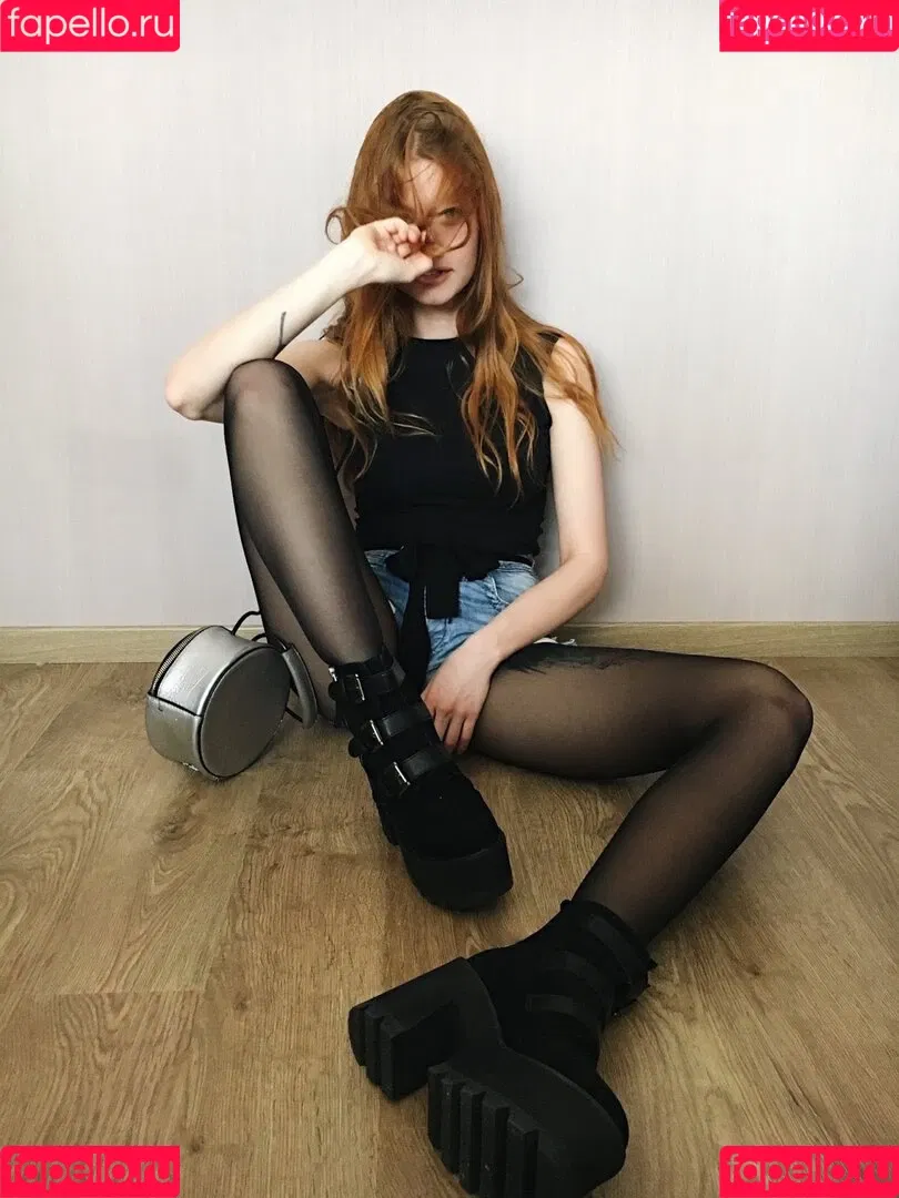 Umbird Onlyfans Photo Gallery 