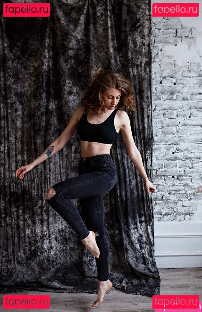 Umbird Onlyfans Photo Gallery 