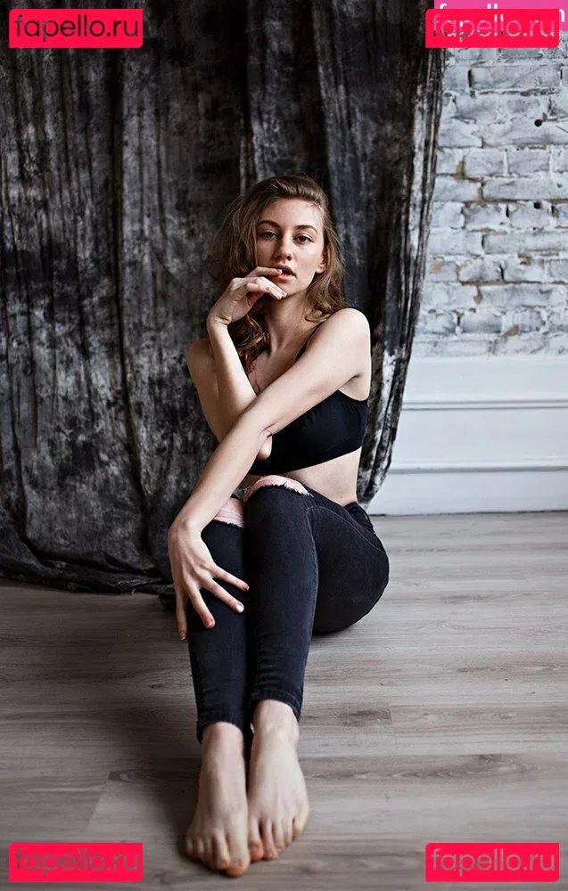 Umbird Onlyfans Photo Gallery 