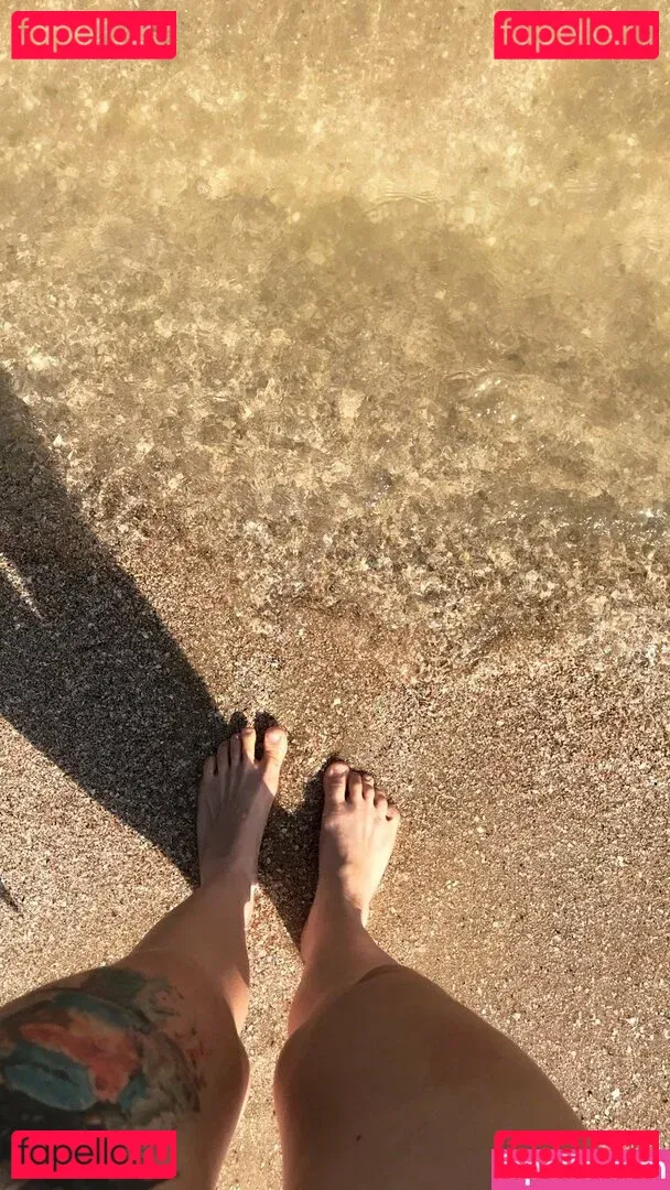 Umbird Onlyfans Photo Gallery 