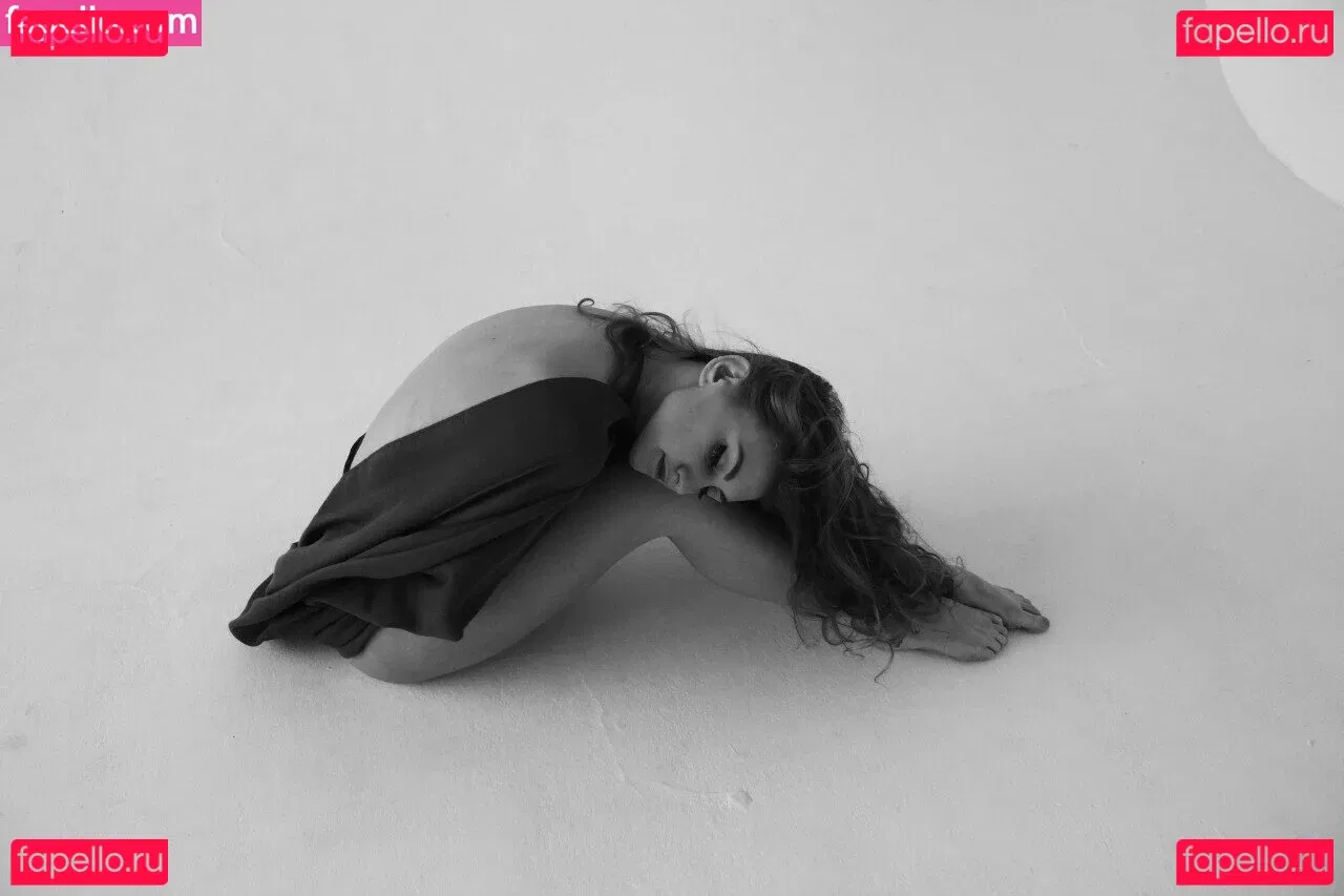 Umbird Onlyfans Photo Gallery 