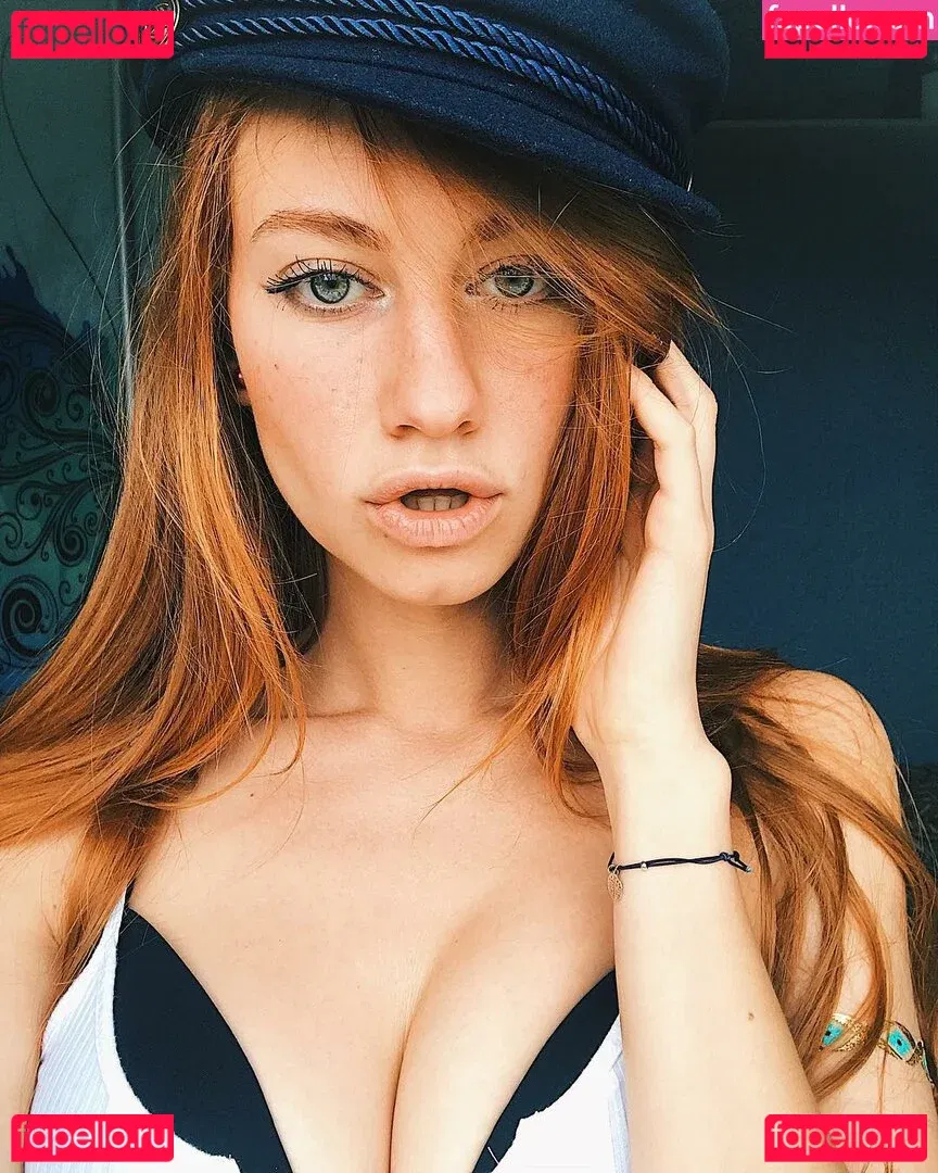 Umbird Onlyfans Photo Gallery 