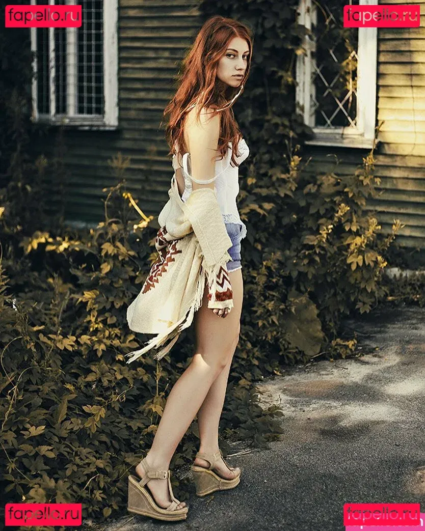 Umbird Onlyfans Photo Gallery 