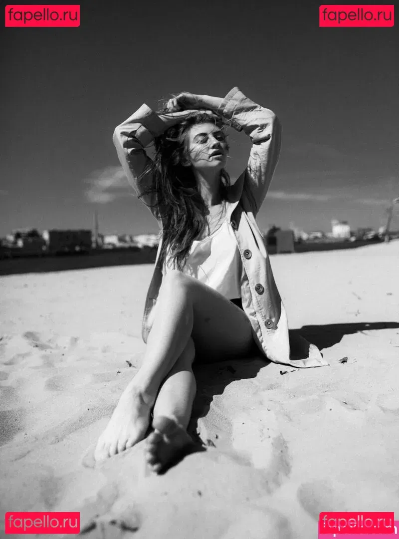 Umbird Onlyfans Photo Gallery 