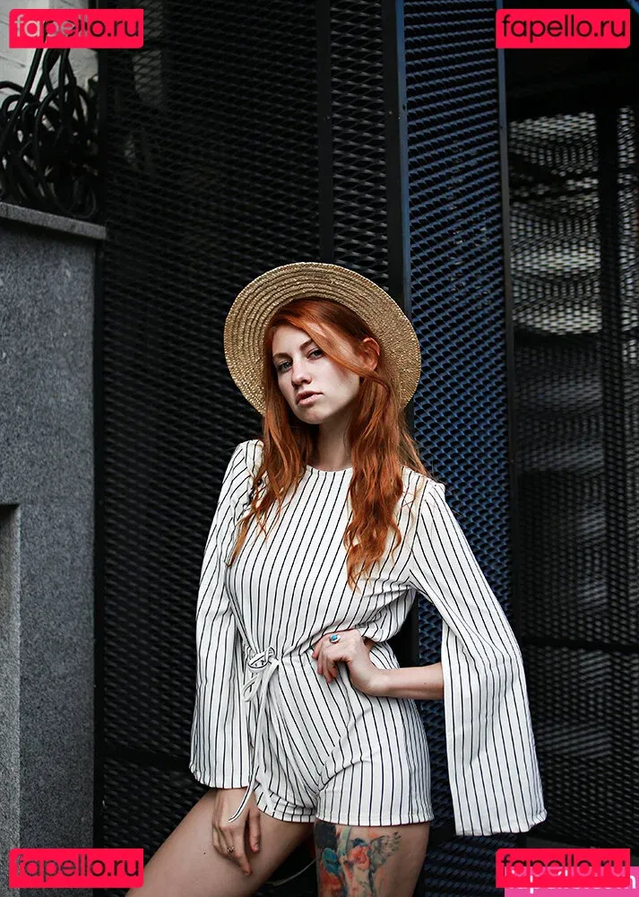 Umbird Onlyfans Photo Gallery 