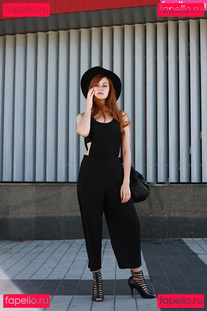 Umbird Onlyfans Photo Gallery 