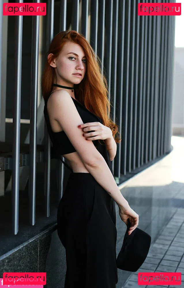 Umbird Onlyfans Photo Gallery 