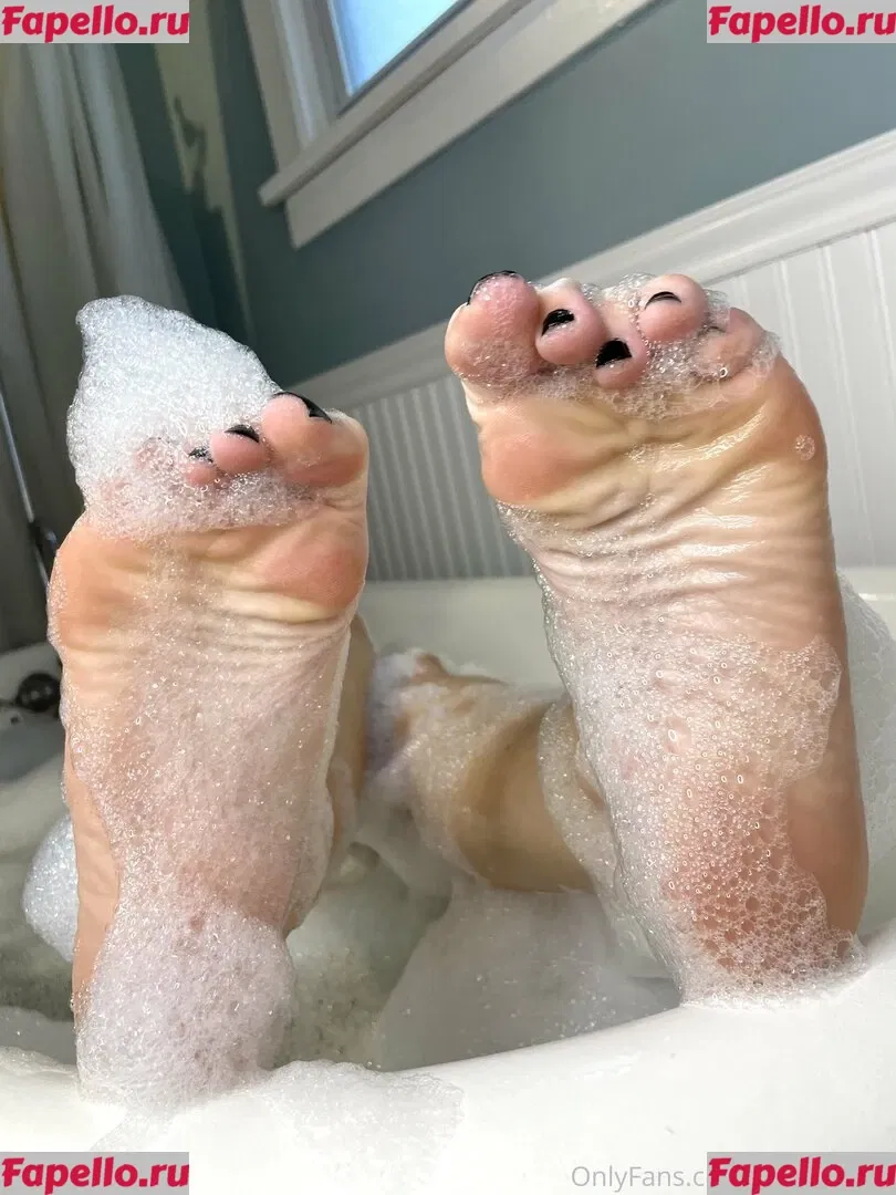solelydawn Onlyfans Photo Gallery 