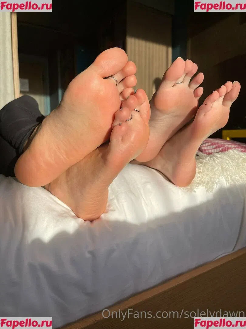 solelydawn Onlyfans Photo Gallery 