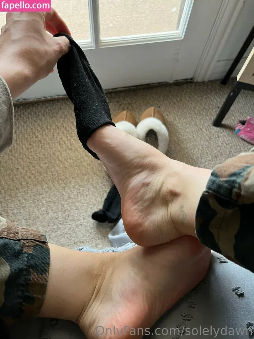 solelydawn Onlyfans Photo Gallery 