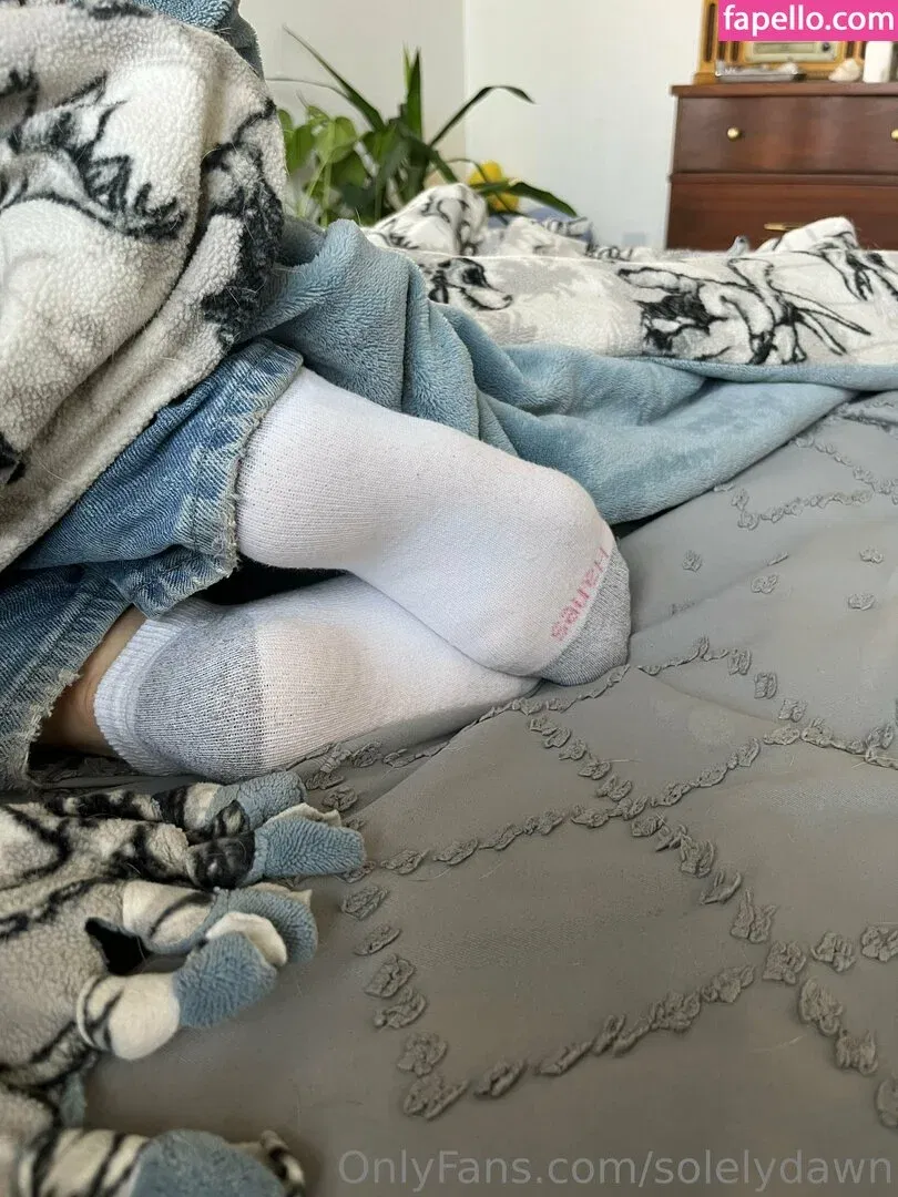 solelydawn Onlyfans Photo Gallery 