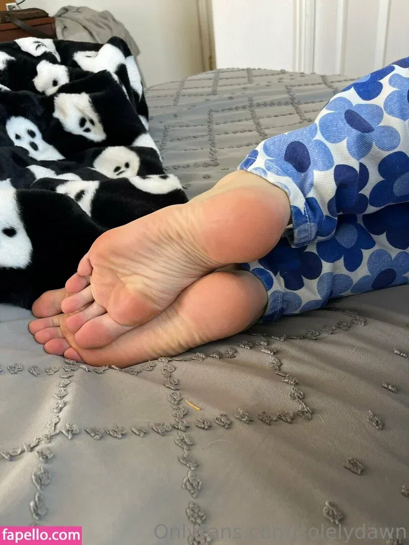 solelydawn Onlyfans Photo Gallery 