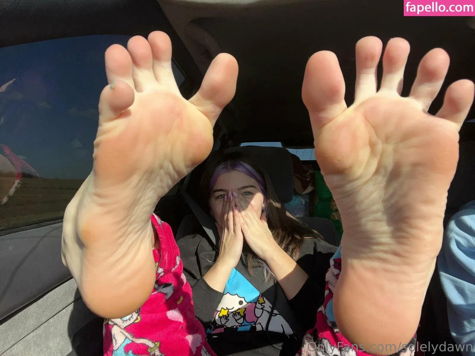 solelydawn Onlyfans Photo Gallery 