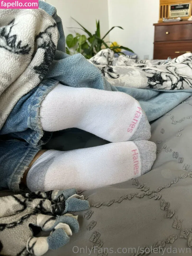 solelydawn Onlyfans Photo Gallery 