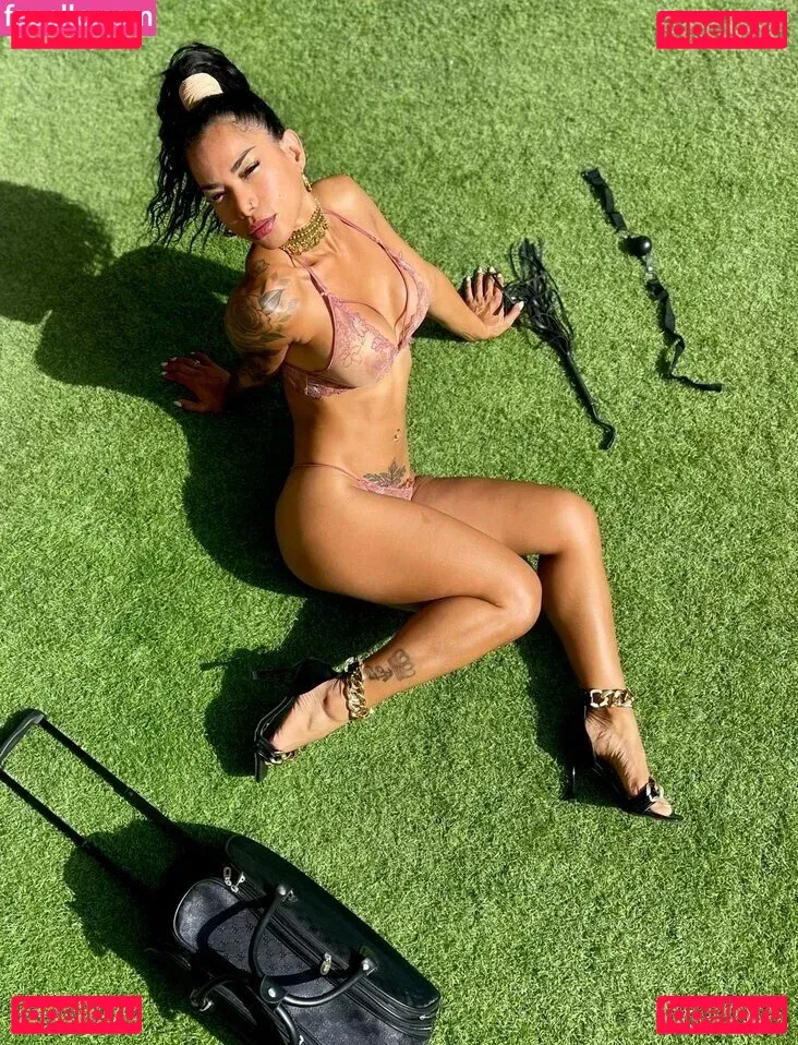 Jamily Dias Onlyfans Photo Gallery 