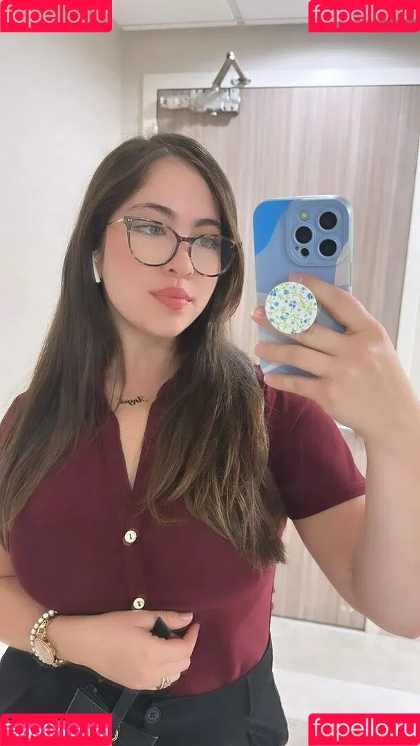 Hilenna Onlyfans Photo Gallery 