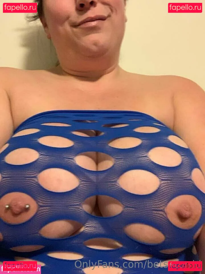 betsytorrid Onlyfans Photo Gallery 