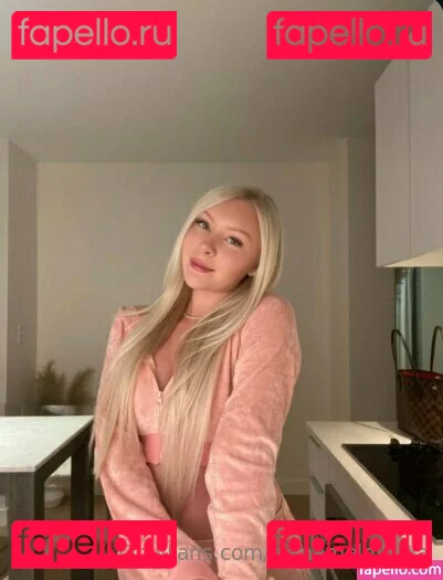 alanamelnikova Onlyfans Photo Gallery 