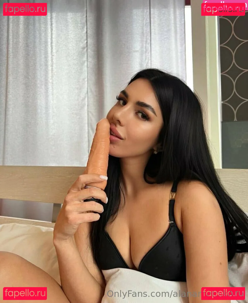 alanamelnikova Onlyfans Photo Gallery 