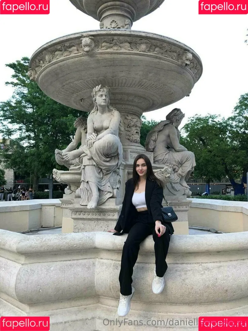 a_alexxxaa_alx Onlyfans Photo Gallery 