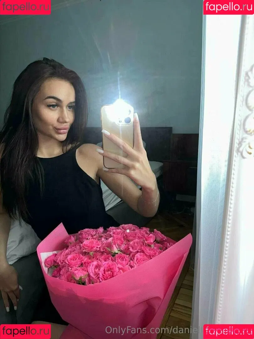 a_alexxxaa_alx Onlyfans Photo Gallery 