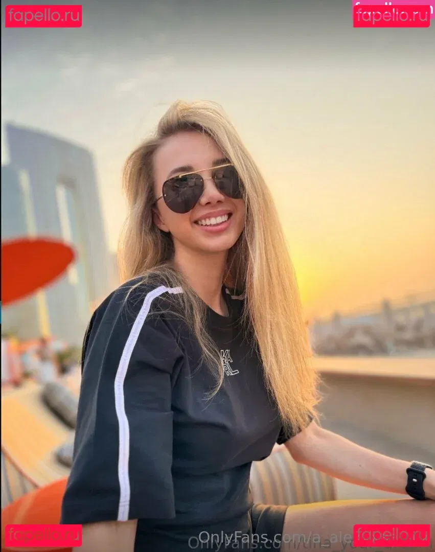 a_alexxxaa_alx Onlyfans Photo Gallery 