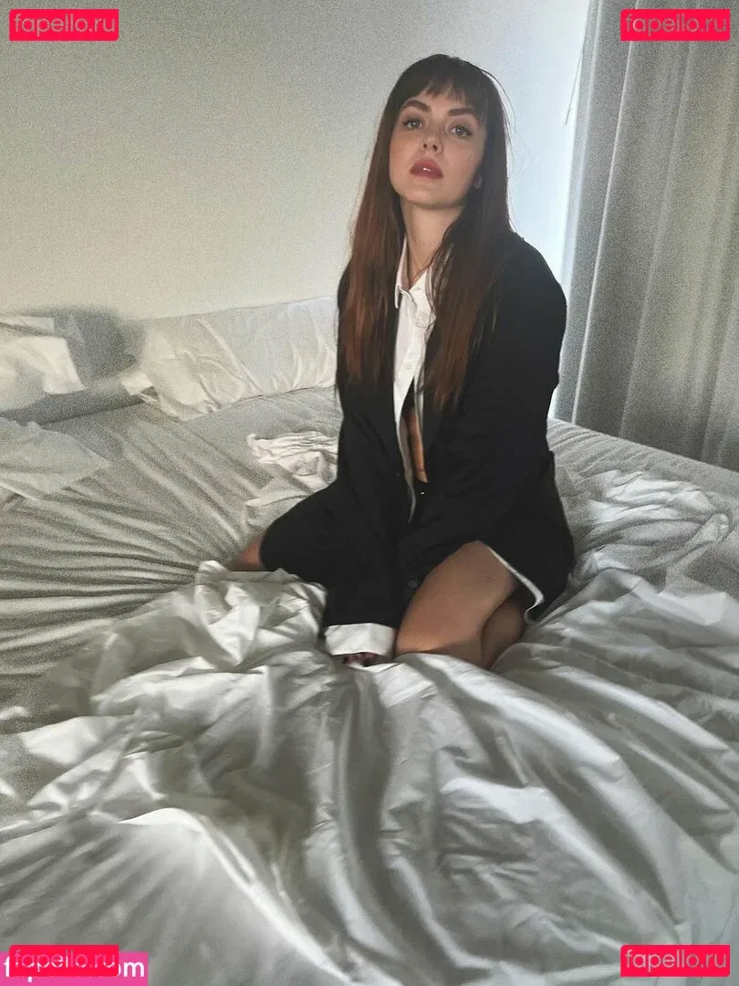 Annalisa Scarrone Onlyfans Photo Gallery 