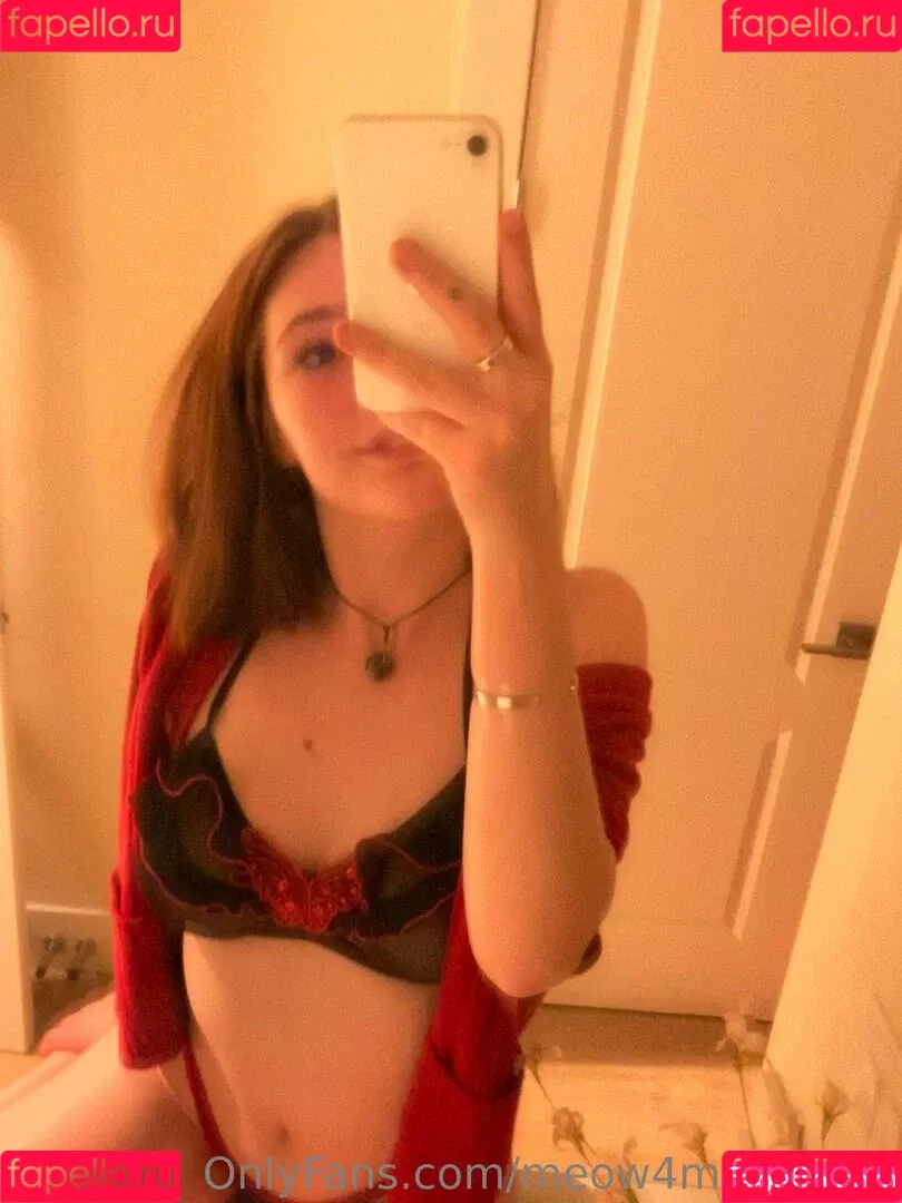 meow4meb1tchh Onlyfans Photo Gallery 