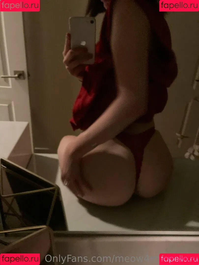 meow4meb1tchh Onlyfans Photo Gallery 