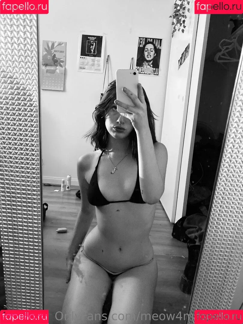 meow4meb1tchh Onlyfans Photo Gallery 