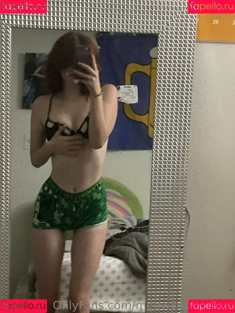 meow4meb1tchh Onlyfans Photo Gallery 