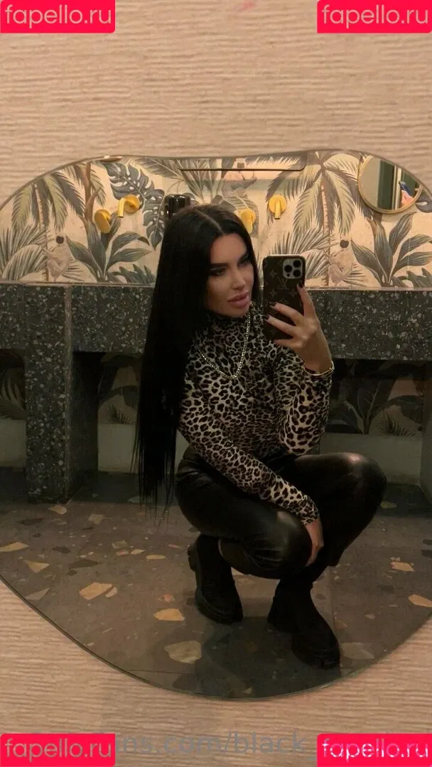 black_monica Onlyfans Photo Gallery 
