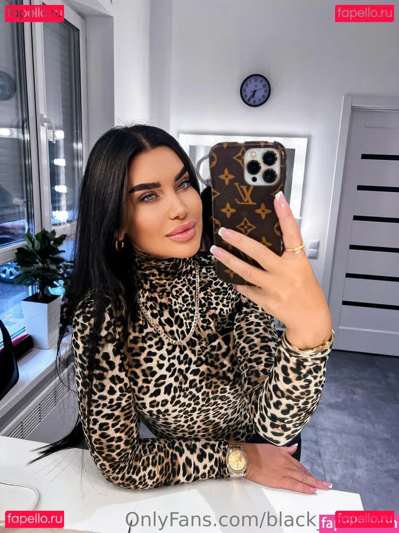 black_monica Onlyfans Photo Gallery 